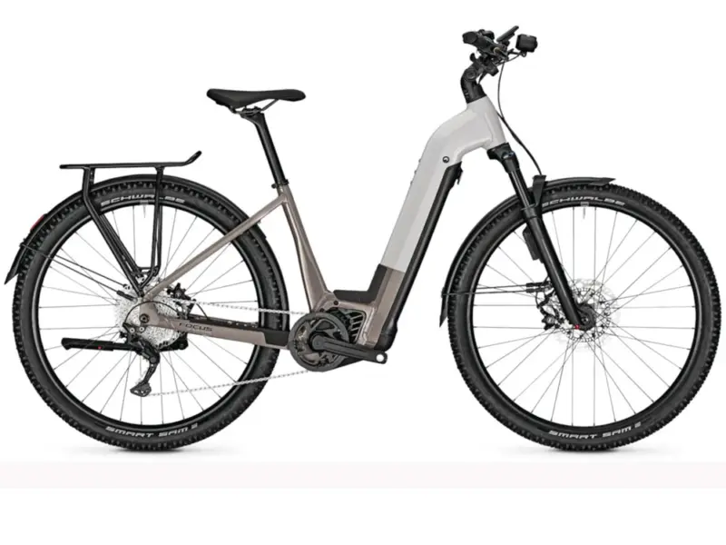 Focus Planet² 6.8 ABS Low | City E-Bike | 29" | 625Wh Bosch CX | lightgrey glossy / moonstonegrey glossy Größe: 40 cm
